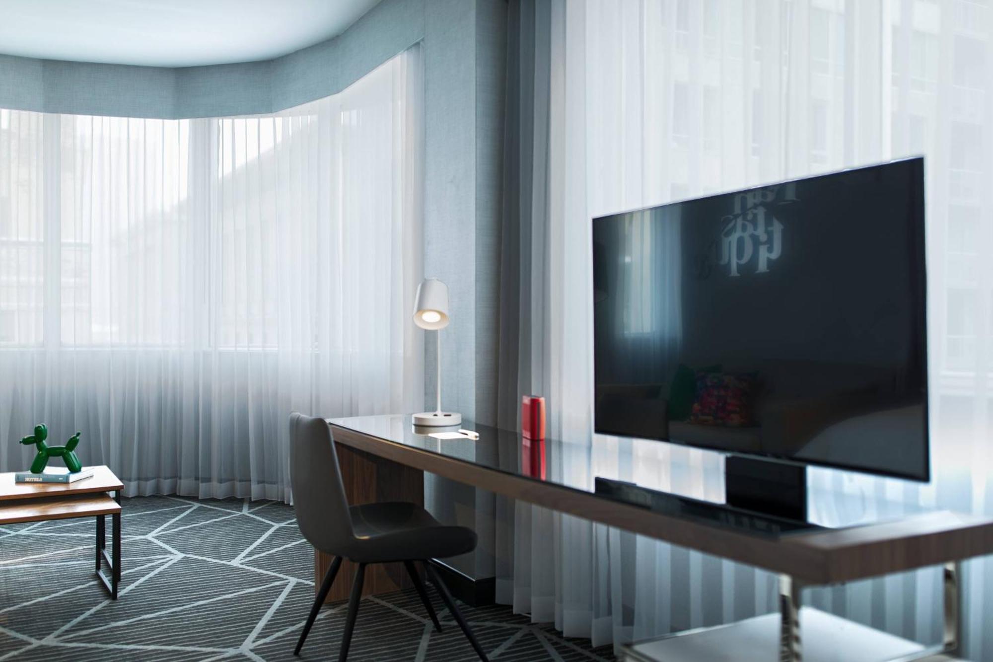 Renaissance Montreal Downtown Hotel Esterno foto