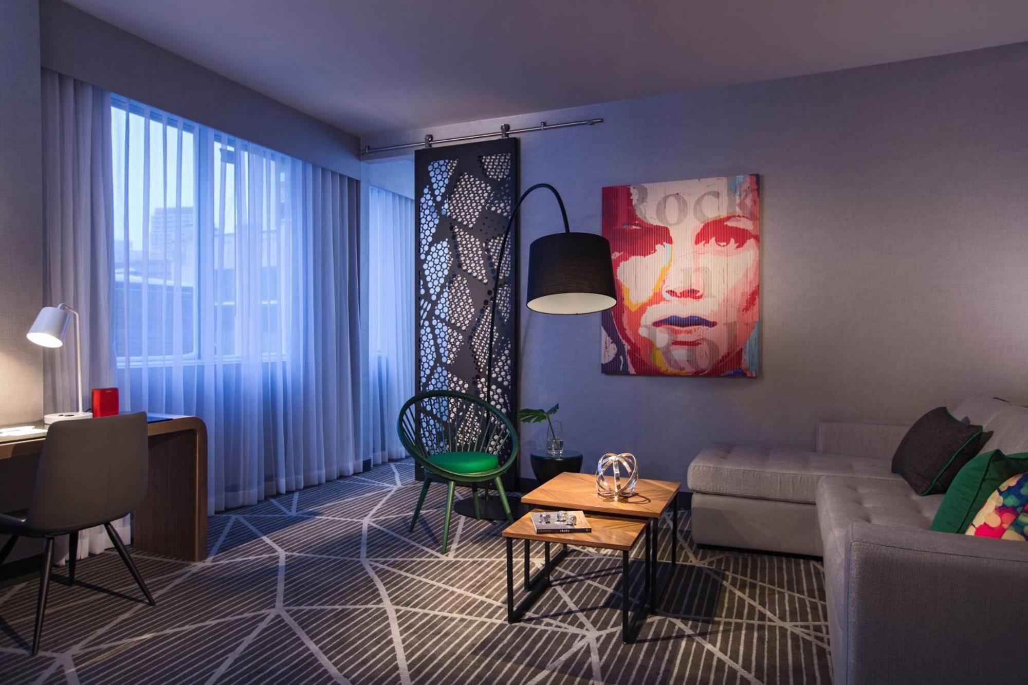 Renaissance Montreal Downtown Hotel Esterno foto